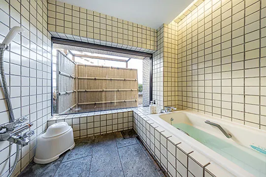 （公式サイトより引用）ホテルオークラ東京ベイ 和室スイート バスルーム イメージ画像